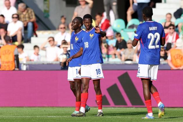 ZYLINA 17.06.2025 MECZ GRUPA C MISTRZOSTWA EUROPY U-21 W PILCE NOZNEJ 2025: FRANCJA - POLSKA --- 2025 UEFA EUROPEAN UNDER-21 CHAMPIONSHIP MATCH IN ZILINA: FRANCE - POLAND CHRISTIAN MAWISSA DJAOUI CISSE FOT. PIOTR KUCZA FOTOPYK NEWSPIX.PL --- newspix.pl POLAND OUT! 