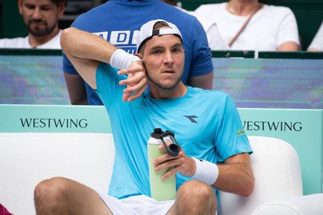 Jan Lennard STRUFF GER Action Lorenzo Sonego ITA vs Jan Lennard Struff GER Tennis Terra Wortmann Open 2025 on 17 06 2025 at the OWL Arena Halle Westfalen, Germany Â