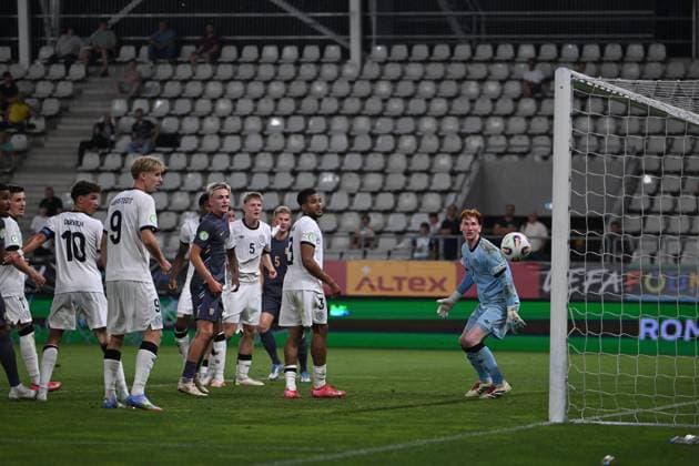 UEFA U19 European Championship, EM, Europameisterschaft 2025 - Germany - England - Ilie Oana Stadium Zach Abbott of England scores during the UEFA Under-19 European Championship Romania 2025 football match between Germany and England at Arcul de Triumf Stadium in Bucharest, Romania, June 17, 2025. Alex Nicodim Imago Images Copyright: xAlexxNicodimx