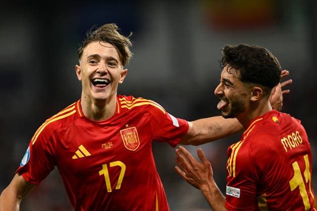 Mg Trnava 17 06 2025 - Europeo U21, U 21 Spagna-Italia foto Matteo Gribaudi Image nella foto: esultanza gol Jesus Rodriguez 