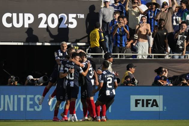 CF Monterrey v FC Internazionale Milano: Group E - FIFA Club World Cup 2025 PASADENA, CALIFORNIA - JUNE 17: Sergio Ramos centre-back of Monterrey and Spain celebrates after scoring his sides first goal with teammates during the FIFA Club World Cup 2025 group E match between CF Monterrey and FC Internazionale Milano at Rose Bowl Stadium on June 17, 2025 in Pasadena, California. Jose Hernandez Anadolu California United States. Editorial use only. Please get in touch for any other usage.  Copyright: x2025xAnadoluxJosexHernandezx