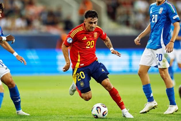 Alberto Moleiro (ESP), JUNE 17, 2025 - Football Soccer : UEFA European Under-21 Championship 2025 Slovakia group stage match between Uuder-21 Spain 1-1 Uuder-21 Italy at the Anton Malatinsky Stadium, Trnava, Slovakia. Noxthirdxpartyxsales  (295229193)