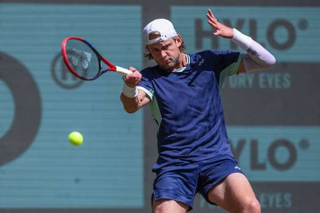 Tennis ATP Tour 500 Terra Wortmann Open 2025 on 18 06 2025 in the OWL ARENA in Halle West Round of 16 Zizou Bergs BEL xJRx