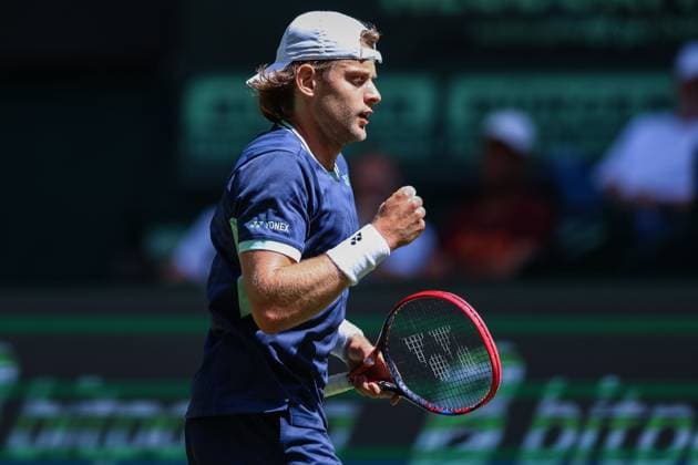 Tennis ATP Tour 500 Terra Wortmann Open 2025 on 18 06 2025 in the OWL ARENA in Halle West Round of 16 Zizou Bergs BEL xJRx