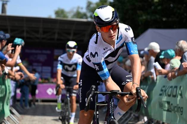 Baloise Belgium Tour 2025 Stage 1 KNOKKE-HEIST, BELGIUM - JUNE 18 : Movistar Team rider during stage 1 of the 94th edition of Baloise Tour of Belgium an UCI ProSeries 2.Pro cycling road race stage for Men Elite of 198 km with start in Merelbeke-Melle and finish in Knokke-Heist on June 18, 2025 in Knokke-Heist, Belgium, 18 06 2025 ( Motordriver Guy De Vuyst - Knokke-Heist Belgium  Copyright: xJanxDexMeuleneirx