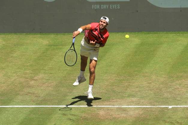 photo Karen KHACHANOV Tennis Tournament Terra Wortmann Cup at Gerry Weber Sportpark OWL Arena in Halle Westfalen on Wed 18 06 2025