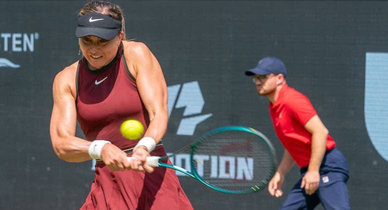 18 06 2025, WTA 500, Tennis, Women, Berlin Tennis Open by Hylo 2025, Berlin, Singles, 2nd round, Paula Badosa Spain Emma Navarro USA Paula Badosa Spain Berlin Steffi Graf Stadion Berlin Germany