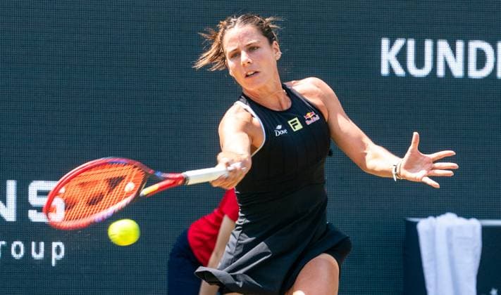 18 06 2025, WTA 500, Tennis, Women, Berlin Tennis Open by Hylo 2025, Berlin, Singles, 2nd round, Paula Badosa Spain Emma Navarro USA Emma Navarro USA Berlin Steffi Graf Stadion Berlin Germany