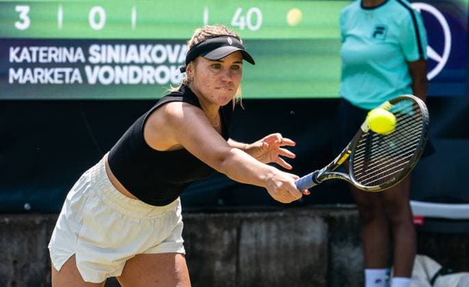 18 06 2025, WTA 500, Tennis, Women, Berlin Tennis Open by Hylo 2025, Berlin, Doubles, 2nd round, Caroline Dolehide USA Sofia Kenin USA Katerina Siniakova Czech Republic Marketa Vondrousova Czech Republic Sofia Kenin USA Berlin Steffi Graf Stadion Berlin Germany
