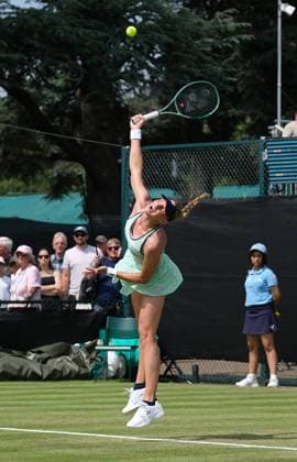 Nottingham Tennis Centre Nottingham, England - Dayana Yastremska serves to Antonia Ruzic during the match in the Lexus Nottingham Tennis Open, day 4, June 18th 2025. (Paul Bonser SPP) Copyright: xPaulxBonser SPPx spp-en-PaBo-Lexus Nottingham Open 1270