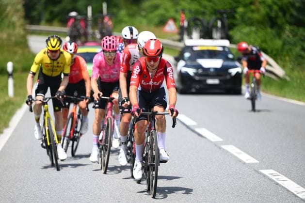Tour de Suisse 2025 Stage 4 PIURO VALCHIAVENNA, ITALY - JUNE 18 : Powless Neilson (USA) of EF Education - EasyPost, August Andrew (AUS) of INEOS Grenadiers, Zimmermann Georg (GER) of Intermarche - Wanty, Simmons Quinn (USA) of Lidl - Trek, Gloag Thomas (GBR) of Team Visma - Lease a Bike, Grignard Sébastien (BEL) of Lotto Cycling Team, Mayrhofer Marius (GER) of Tudor Pro Cycling Team, Warbasse Larry (USA) of Tudor Pro Cycling Team during stage 4 of the 88th edition of Tour de Suisse an UCI World Tour 2.UWT cycling road race stage for Men Elite of 193.2 km with start in Heiden and finish in Piuro Valchiavenna on June 18, 2025 in Piuro Valchiavenna, Italy, 18 06 2025 ( Motordriver Kenny Verfaillie - Piuro Valchiavenna Italy Copyright: xVincentxKalutx