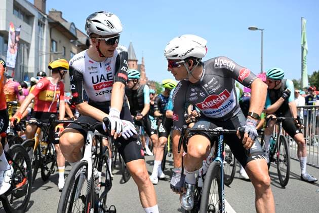 Baloise Belgium Tour 2025 Stage 1 KNOKKE-HEIST, BELGIUM - JUNE 18 : Vermeersch Florian (BEL) of UAE Team Emirates - XRG during stage 1 of the 94th edition of Baloise Tour of Belgium an UCI ProSeries 2.Pro cycling road race stage for Men Elite of 198 km with start in Merelbeke-Melle and finish in Knokke-Heist on June 18, 2025 in Knokke-Heist, Belgium, 18 06 2025 ( Motordriver Guy De Vuyst - Knokke-Heist Belgium  Copyright: xJanxDexMeuleneirx
