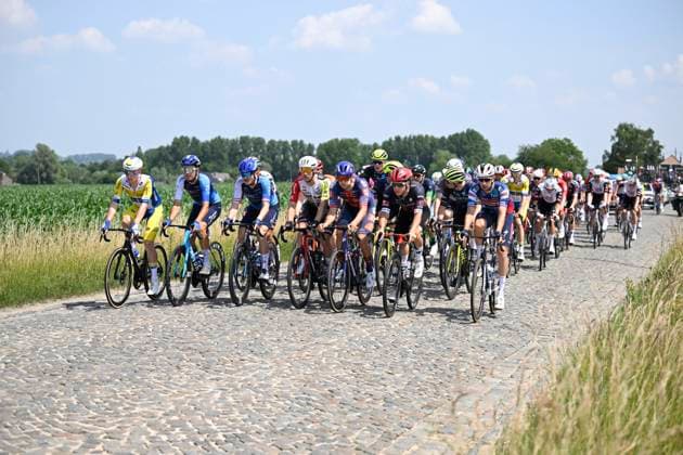Baloise Belgium Tour 2025 Stage 1 KNOKKE-HEIST, BELGIUM - JUNE 18 : Illustration picture during stage 1 of the 94th edition of Baloise Tour of Belgium an UCI ProSeries 2.Pro cycling road race stage for Men Elite of 198 km with start in Merelbeke-Melle and finish in Knokke-Heist on June 18, 2025 in Knokke-Heist, Belgium, 18 06 2025 ( Motordriver Guy De Vuyst - Knokke-Heist Belgium  Copyright: xJanxDexMeuleneirx