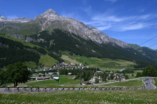 Tour de Suisse 2025 Stage 4 PIURO VALCHIAVENNA, ITALY - JUNE 18 : Illustration picture during stage 4 of the 88th edition of Tour de Suisse an UCI World Tour 2.UWT cycling road race stage for Men Elite of 193.2 km with start in Heiden and finish in Piuro Valchiavenna on June 18, 2025 in Piuro Valchiavenna, Italy, 18 06 2025 ( Motordriver Kenny Verfaillie - Piuro Valchiavenna Italy  Copyright: xVincentxKalutx