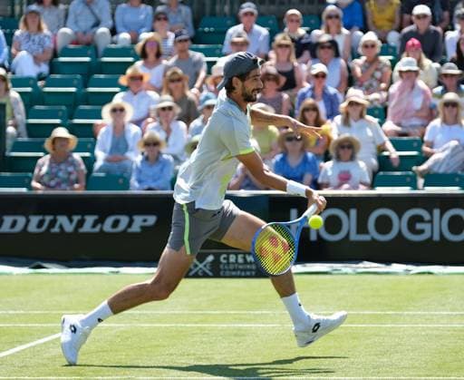 Nottingham Tennis Centre Nottingham, England - Lloyd Harris plays a drop shot to Marin Cilic during the match in the Lexus Nottingham Tennis Open, day 4, June 18th 2025. (Paul Bonser SPP) Copyright: xPaulxBonser SPPx spp-en-PaBo-Lexus Nottingham Open 3747