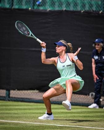 18th June 2025; Lexus Nottingham Tennis Centre, Nottingham, England; Lexus Nottingham Open, Day 3; Dayana Yastremska (UKR) world No 42 hits a forehand return to Antonia Ruzic (CRO) world No 98 in their second round match  ActionPlus12802201 GodfreyxPitt