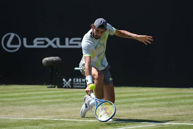 Nottingham Tennis Centre Nottingham, England - Lloyd Harris plays a drop shot to Marin Cilic during the match in the Lexus Nottingham Tennis Open, day 4, June 18th 2025. (Paul Bonser SPP) Copyright: xPaulxBonser SPPx spp-en-PaBo-Lexus Nottingham Open 3758