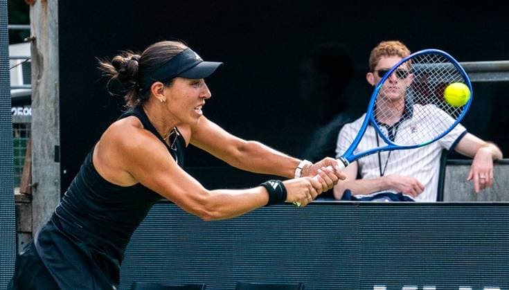18 06 2025, WTA 500, Tennis, Women, Berlin Tennis Open by Hylo 2025, Berlin, Singles, 2nd round, Liudmila Samsonova Russia Jessica Pegula USA Jessica Pegula USA Berlin Steffi Graf Stadion Berlin Germany