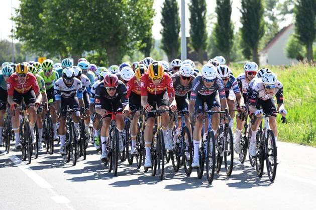 Baloise Belgium Tour 2025 Stage 1 KNOKKE-HEIST, BELGIUM - JUNE 18 : Alpecin-Deceuninck rider during stage 1 of the 94th edition of Baloise Tour of Belgium an UCI ProSeries 2.Pro cycling road race stage for Men Elite of 198 km with start in Merelbeke-Melle and finish in Knokke-Heist on June 18, 2025 in Knokke-Heist, Belgium, 18 06 2025 ( Motordriver Guy De Vuyst - Knokke-Heist Belgium  Copyright: xJanxDexMeuleneirx