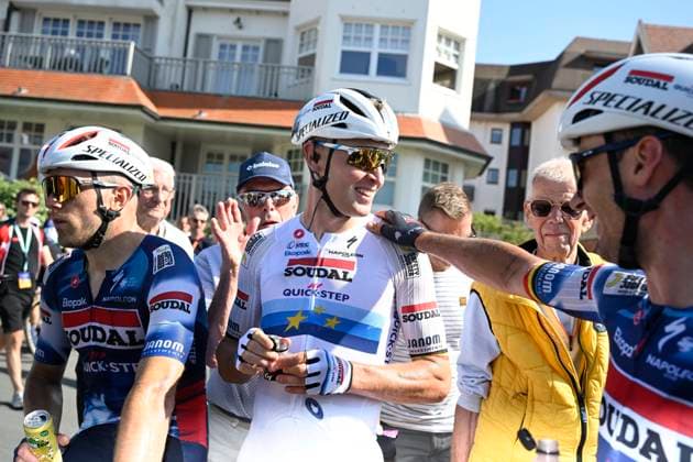 Baloise Belgium Tour 2025 Stage 1 KNOKKE-HEIST, BELGIUM - JUNE 18 : Merlier Tim (BEL) of Soudal - Quick Step wins the stage 1 of the 94th edition of Baloise Tour of Belgium an UCI ProSeries 2.Pro cycling road race stage for Men Elite of 198 km with start in Merelbeke-Melle and finish in Knokke-Heist on June 18, 2025 in Knokke-Heist, Belgium, 18 06 2025 ( Motordriver Guy De Vuyst - Knokke-Heist Belgium  Copyright: xJanxDexMeuleneirx