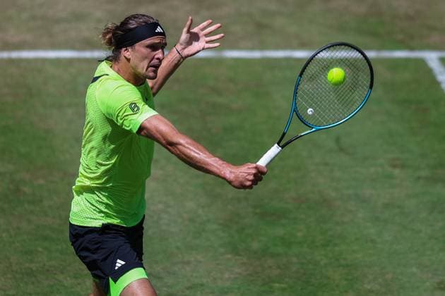 Tennis ATP Tour 500 Terra Wortmann Open 2025 on 18 06 2025 in the OWL ARENA in Halle Westf Alexander Zverev GER xJRx