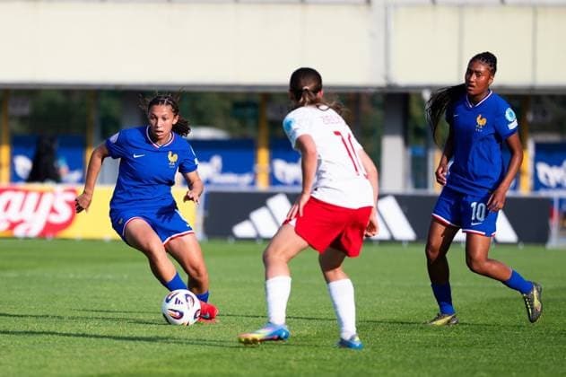 MIELEC 18.06.2025 MECZ GRUPA A MISTRZOSTWA EUROPY KOBIET U19 W PILCE NOZNEJ 2025: POLSKA - FRANCJA 2025 UEFA EUROPEAN WOMEN™S UNDER-19 CHAMPIONSHIP MATCH: POLAND - FRANCE MAELIJE MENDY MELINDA MENDY FOT. MICHAL TRZPIS 400MM.PL NEWSPIX.PL --- newspix.pl 