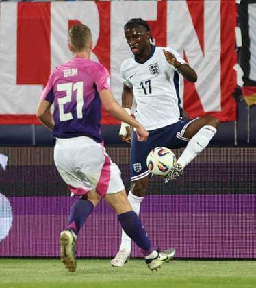 Samuel Iling-Junior of England Under 21 England U21, U 21 v Germany U21, UEFA Under 21 European Championship, EM, Europameisterschaft 2025, Group B, Football, Nitra Stadium, Nitra, Slovakia - 18 Jun 2025 EDITORIAL USE ONLY No use with unauthorised audio, video, data, fixture lists, club league logos or live services. Online in-match use limited to 120 images, no video emulation. No use in betting, games or single club league player publications. Copyright: xNikolaxKrstic Shutterstockx 15363358aw