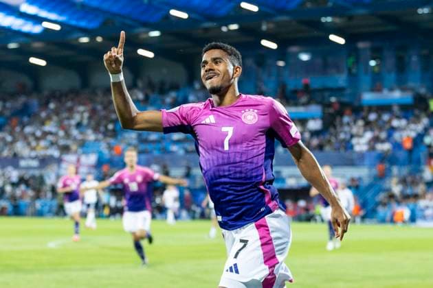 UEFA U21 European Championship Germany England 18 06 2025 Ansgar Knauff Germany, 7 cheers after scoring during the UEFA U21 European Championship match Germany England, on 18 06 2025, Stadion pod Zoborom, Nitra, Slovakia Copyright: xBEAUTIFULxSPORTS Meuselx