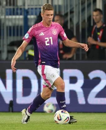 Elias Baum of Germany Under 21 England U21, U 21 v Germany U21, UEFA Under 21 European Championship, EM, Europameisterschaft 2025, Group B, Football, Nitra Stadium, Nitra, Slovakia - 18 Jun 2025 EDITORIAL USE ONLY No use with unauthorised audio, video, data, fixture lists, club league logos or live services. Online in-match use limited to 120 images, no video emulation. No use in betting, games or single club league player publications. Copyright: xNikolaxKrstic Shutterstockx 15363358bi
