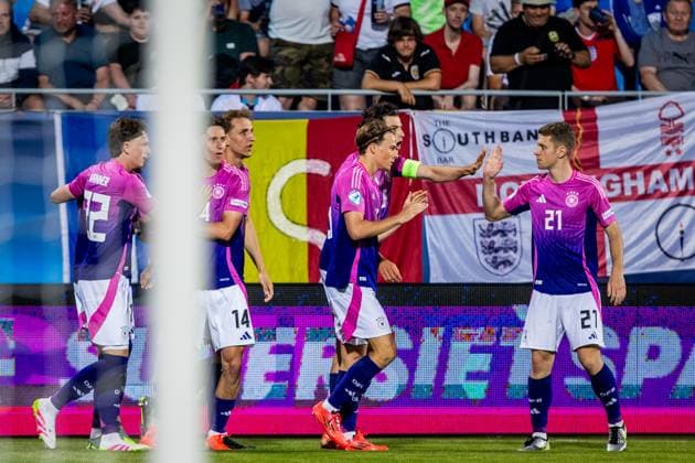 ENGLAND U21, U 21 - GERMANY U21 Tim Oermann, Elias Baum, Merlin Rohl of Germany celebrate a goal during the UEFA European Under-21 Championship 2025 Group B football match between England U21 and Germany U21. Stadium Nitra Arena, Nitra, Slovakia, June 18, 2025. Photo by Branislav Racko Copyright: xx 080A8662
