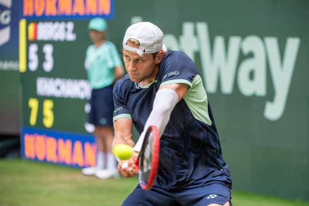 Zizou BERGS BEL action, Zizou Bergs BEL vs Karen Khachanov RUS Tennis Terra Wortmann Open 2025 on 18 06 2025 at the OWL Arena Halle Westfalen, Germany Â