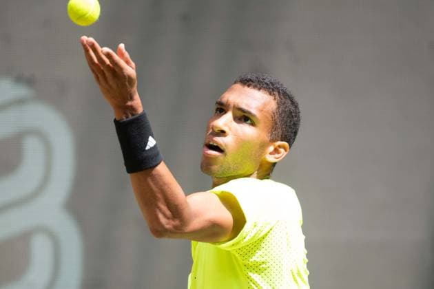 Felix AUGER ALIASSIKME CAN Action Felix Auger Aliassime CAN vs Karen Khachanov Tennis Terra Wortmann Open 2025 on 18 06 2025 at the OWL Arena Halle Westfalen, Germany Â