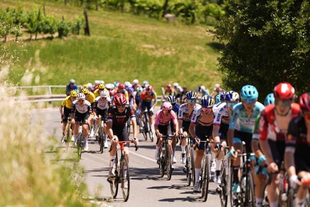 The pack rides cycles during the stage 5 of the Giro Next Gen 2025, Fiorenzuola d™Arda (Pc) Gavi (Al) 153 km, Italy - Thursday, June 19, 2025. - cycling.  Copyright: xFabioxFerrari LaPressex