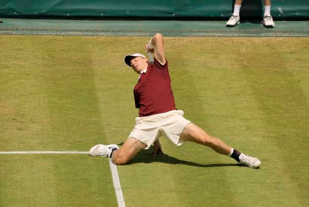 photo Denis SHAPOVALOV CAN Tennis Tournament Terra Wortmann Cup at Gerry Weber Sportpark OWL Arena in Halle Westfalen on Thu 19 06 2025