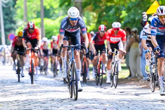 Baloise Belgium Tour 2025 Stage 2 PUTTE, BELGIUM - JUNE 19 : Riesebeek Oscar (NED) of Alpecin - Deceuninck in during stage 2 of the 94th edition of Baloise Tour of Belgium an UCI ProSeries 2.Pro cycling road race stage for Men Elite of 194.6 km with start in Beringen and finish in Putte on June 19, 2025 in Putte, Belgium, 19 06 2025 ( Motordriver Guy De Vuyst - Putte Belgium  Copyright: xNicoxVereeckenx