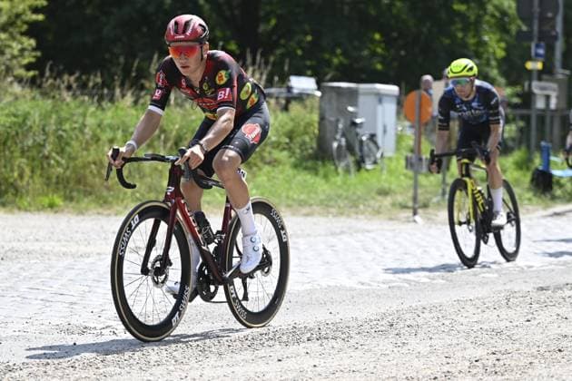 Baloise Belgium Tour 2025 Stage 2 PUTTE, BELGIUM - JUNE 19 : De Moyer Kenay (BEL) of Pauwels Sauzen - Cibel Clementines during stage 2 of the 94th edition of Baloise Tour of Belgium an UCI ProSeries 2.Pro cycling road race stage for Men Elite of 194.6 km with start in Beringen and finish in Putte on June 19, 2025 in Putte, Belgium, 19 06 2025 ( Motordriver Guy De Vuyst - Putte Belgium  Copyright: xNicoxVereeckenx
