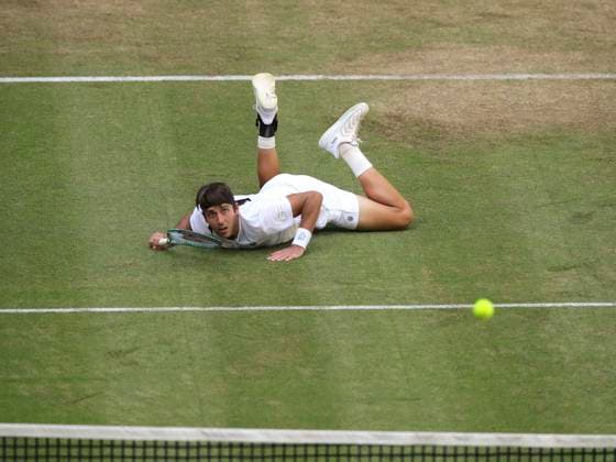 photo the Argentinian Tomas Martin ETCHEVERRY all in white defeats Andrey Rublev in 3 thrilling sets, here with a full on at the Becker Hecht Tennis Tournament Terra Wortmann Cup at the Gerry Weber Sportpark OWL Arena in Halle Westfalen on Thu 19 06 2025