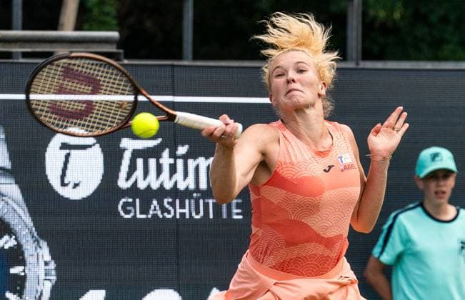 19 06 2025, WTA 500, Tennis, Women, Berlin Tennis Open by Hylo 2025, Berlin, Singles, 2nd round, Katerina Siniakova Czech Republic Elena Rybakina Kazakhstan Katerina Siniakova Czech Republic Berlin Steffi Graf Stadion Berlin Germany