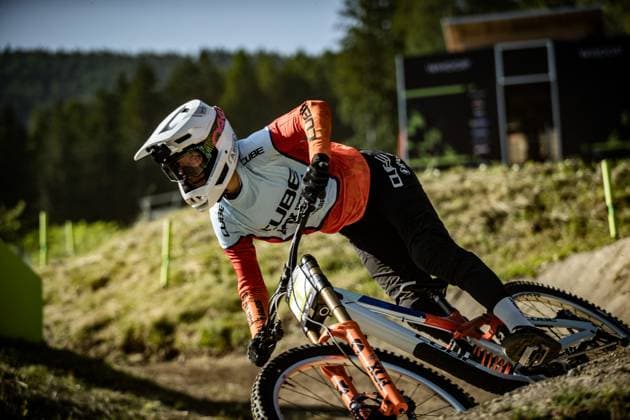 Whoop Mountainbike Downhill Worldcup Val di Sole ZIERL Rosa at Whoop Mountainbike Downhill Worldcup Val di Sole, 19 06 2025,in , photo Sebastian Sternemann