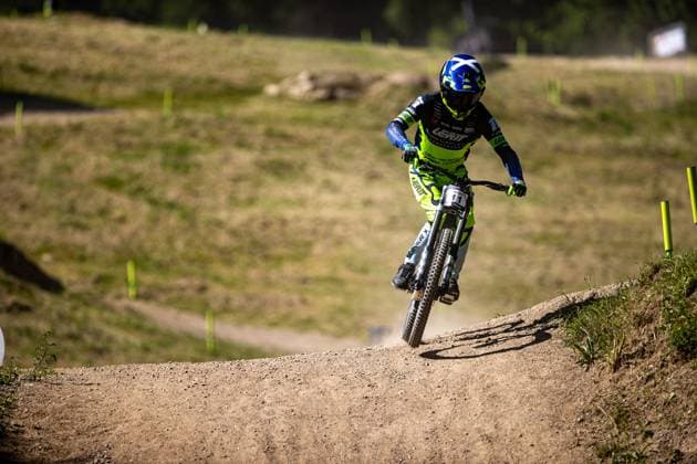 Whoop Mountainbike Downhill Worldcup Val di Sole WILSON Reece AON RACING TOURNE CAMPERVANSat Whoop Mountainbike Downhill Worldcup Val di Sole, 19 06 2025,in , photo Sebastian Sternemann