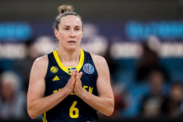 250619 Frida Eldebrink of Sweden during the FIBA Women s Eurobasket 2025 match between Germany and Sweden on June 19, 2025 in Hamburg Photo Emma Wallskog BILDBYRAN COP 320 EW0535 basket basketball basket em basket em 2025 em fiba womens eurobasket 2025 european championships germany sverige sweden dam bbeng germany  Copyright: EMMAxWALLSKOG BB250619EW030