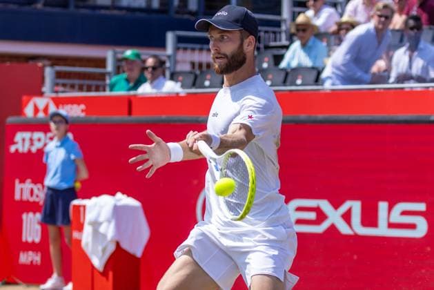 Tennis - 2025 ATP, Tennis Herren Men™s HSBC Championships - Quarter-final - Jacob Fearnley (GBR) vs Corentin Moutet (FRA) - The Queen™s Club - Thursday 19th June 2025 Corentin Moutet (FRA) with the forehand return Colorsport Daniel Bearham  csp_ten_quM_db_19062025_