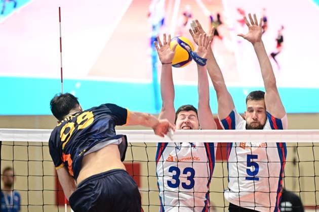 From left Daniel Chitigoi of Romania, Ondrej Roman, Adam Zajicek, both of Czech Republic in action during the Men s volleyball European league game: Czechia vs Romania in Kutna Hora, Czech Republic, June 19, 2025. (CTKxPhoto JosefxVostarek) CTKPhotoP2025061907264  CTKPhotoP2025061907264
