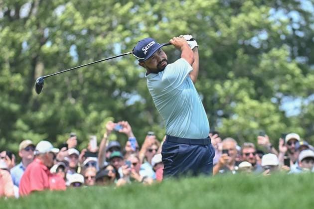 Thursday June 19, 2025: J.J. Spaun watches his tee shot on the First hole during the first round of the Travelers Golf Championship in Cromwell, Connecticut. CSM Cromwell USA - ZUMAc04_ 20250619_zma_c04_042 Copyright: xGregoryxVasilx