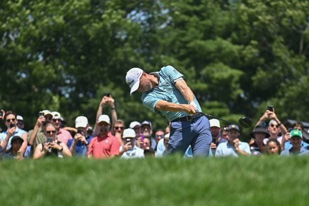 Thursday June 19, 2025: Justin Thomas hits his tee shot on the First hole during the first round of the Travelers Golf Championship in Cromwell, Connecticut. CSM Cromwell USA - ZUMAc04_ 20250619_zma_c04_044 Copyright: xGregoryxVasilx