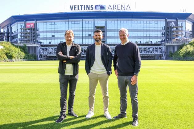 20 06 2025, Football, Season 2025 2026, Coach presentation FC Schalke 04, f l Youri Mulder FC Schalke 04 , Head coach Miron Muslic FC Schalke 04 , Frank Baumann FC Schalke 04 Gelsenkirchen NRW Germany xRHR PHOTO TRx Copyright: TimxRehbein RHR-FOTOx RHR-FOTO TR