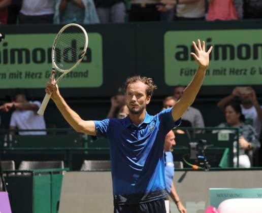 photo Daniil MEDVEDEV RUS celebrates victory at the Terra Wortmann Cup tennis tournament at the Gerry Weber Sportpark OWL Arena in Halle Westfalen on Fri 20 06 2025