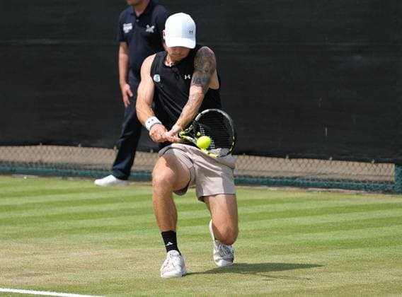 Nottingham Tennis Centre Nottingham, England - Colton Smith hits a backhand winner to Shintaro Mochizuki during the match at the Lexus Nottingham Tennis Open, Quarterfinals, June 20th 2025. (Paul Bonser SPP) Copyright: xPaulxBonser SPPx spp-en-PaBo-Lexus Nottingham Open 1040