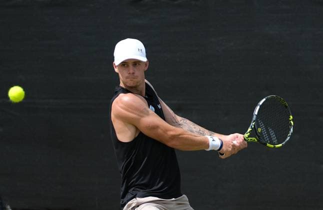 Nottingham Tennis Centre Nottingham, England - Colton Smith plays a baseline shot to Shintaro Mochizuki during the match at the Lexus Nottingham Tennis Open, Quarterfinals, June 20th 2025. (Paul Bonser SPP) Copyright: xPaulxBonser SPPx spp-en-PaBo-Lexus Nottingham Open 1043