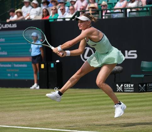 Nottingham Tennis Centre Nottingham, England - Dayana Yastremska in action during the match with Leylah Fernandez, Dayana Yastremska won 6-3 -7-6 at the Lexus Nottingham Tennis Open, Quarterfinals, June 20th 2025. (Paul Bonser SPP) Copyright: xPaulxBonser SPPx spp-en-PaBo-Lexus Nottingham Open 1068